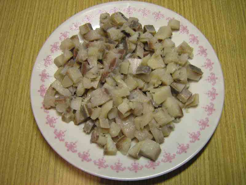 http://www.prvnikrok.cz/www_old/clanky/obrazky/1399/matjesov%C3%BD%20sal%C3%A1t%20003.jpg